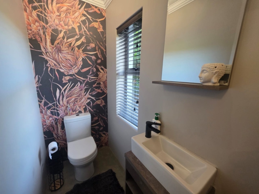 5 Bedroom Property for Sale in Wilderness Central Western Cape